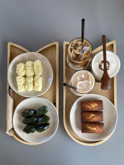 카페, 커피, 디저트, 브런치, 샌드위치, 빵, 음료