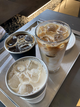 카페, 커피, 디저트, 브런치, 샌드위치, 빵, 음료