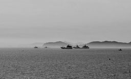 해무, 흑백사진, 강화도, 섬, 바다, 명도자, grayscale, 바다풍경, 어선, 고기잡이배
