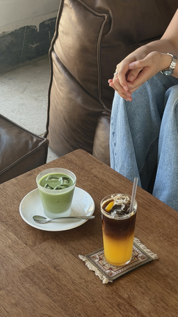 카페, 디저트, 맛집, 풍경, 데이트, 햇살, 공간, 디자인, 인테리어
