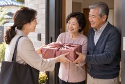 부모님, 선물, 명절선물, 추석선물, 설날선물, 귀성, 가족, 효도, 명절인사, 화목한